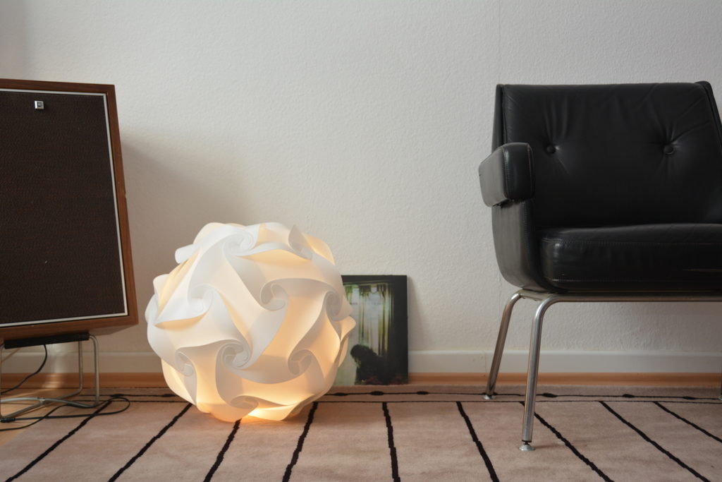 DIY Lampe I Lampenschirm in über 15 Designs EAZY CASE Puzzle Lampe 30-Teilig Größe M als Deckenlampe oder Stehlampe geeignet 
